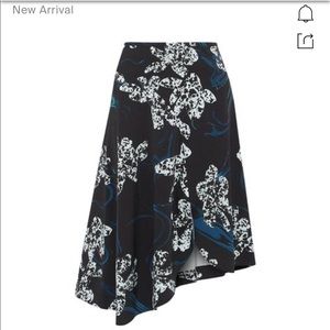 CEDRIC CHARLIER Midi Skirts in Black size4 $890